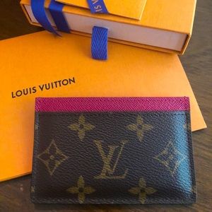 Authentic Louis Vuitton Monogram Card Holder.